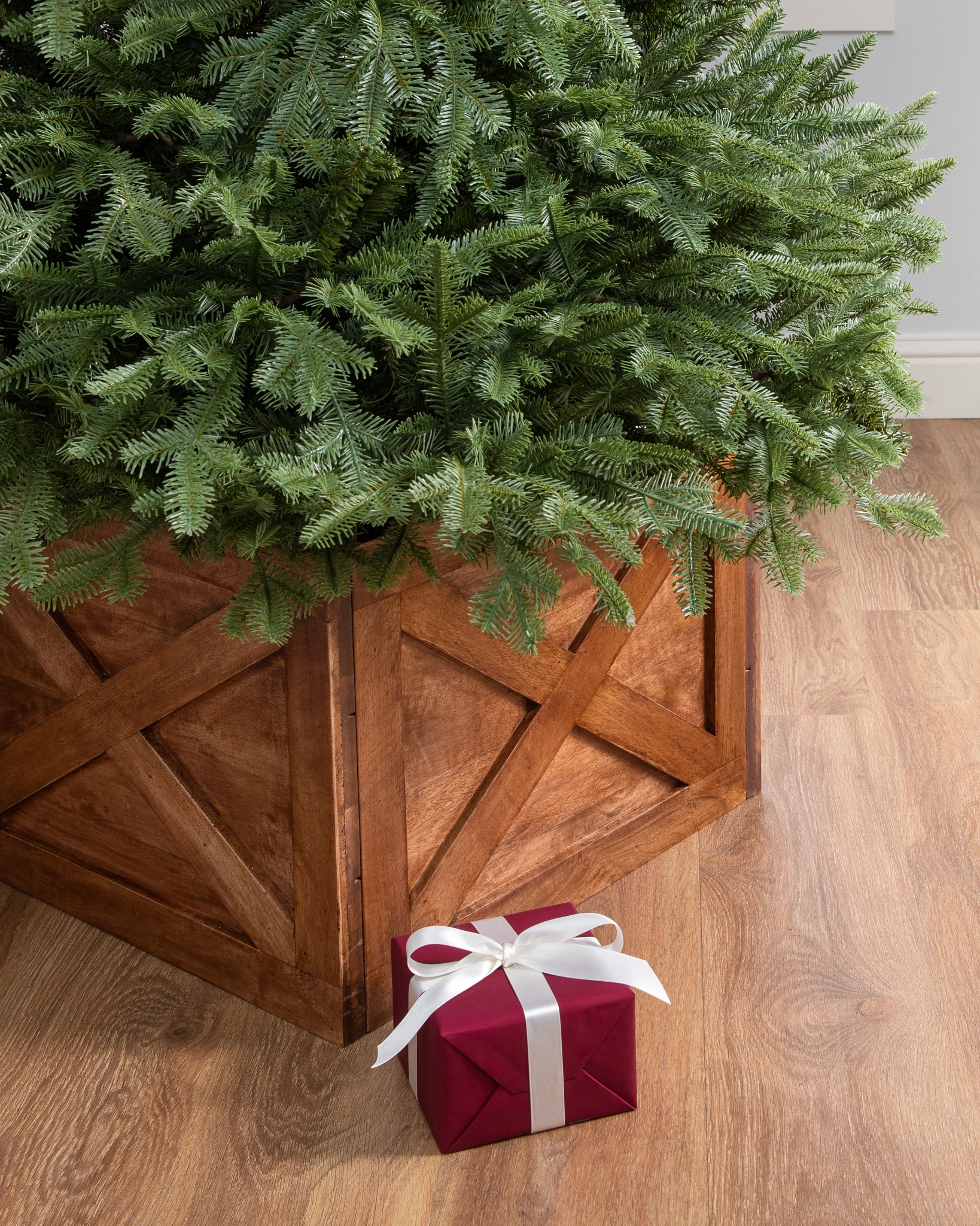 Collare per Albero in Legno Bianco